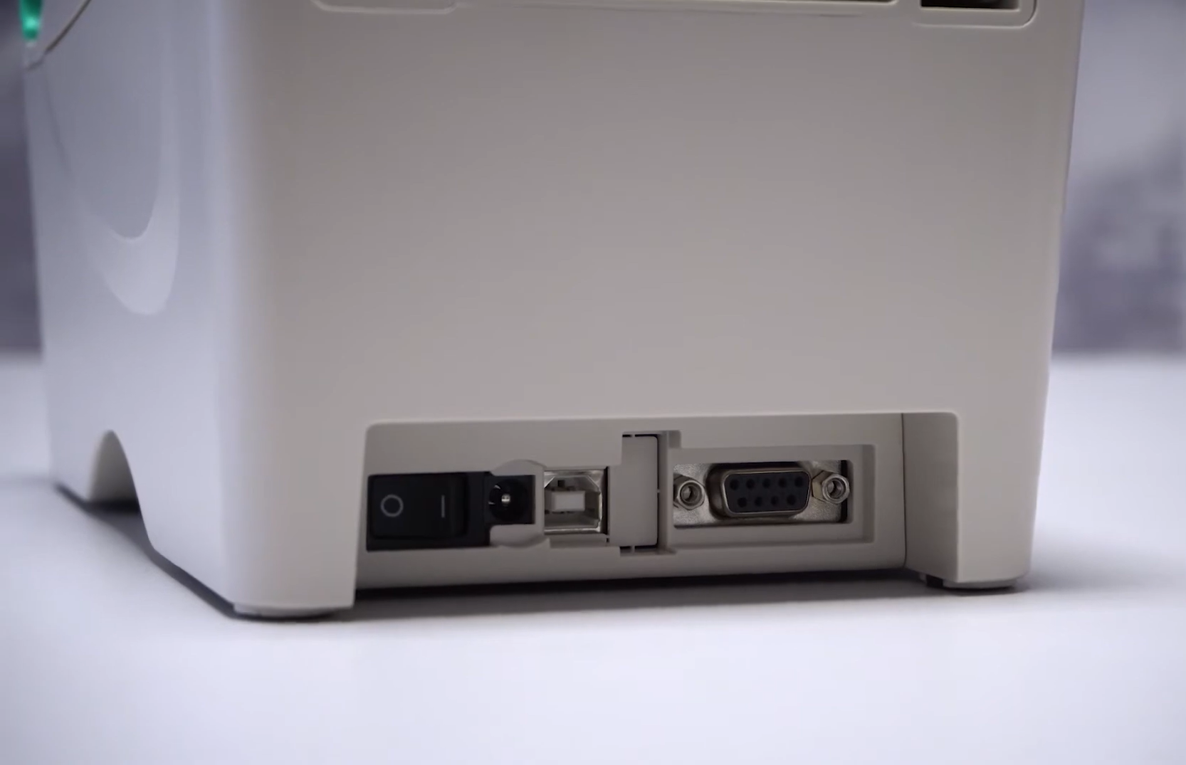 Порты подключения принтера TSC TTP-225.
