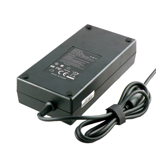 Мультиразъемный адаптер 5В/1,5А для портативных устройств, серий FR и FM Newland ADP100