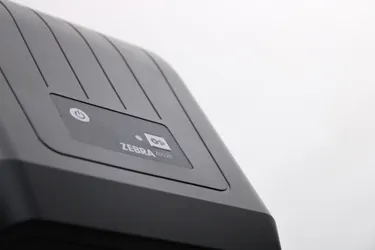 Zebra ZD220t обзор принтера этикеток
